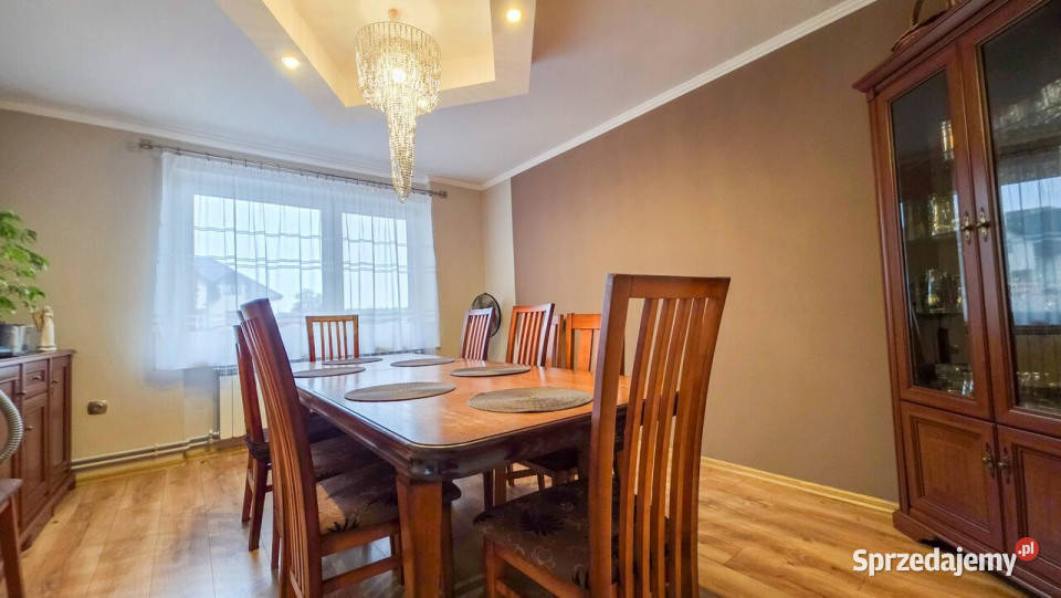 sprzedaży domu wolnostojącego Czastary 220m2 Liczba pokoi 6 sprzedam