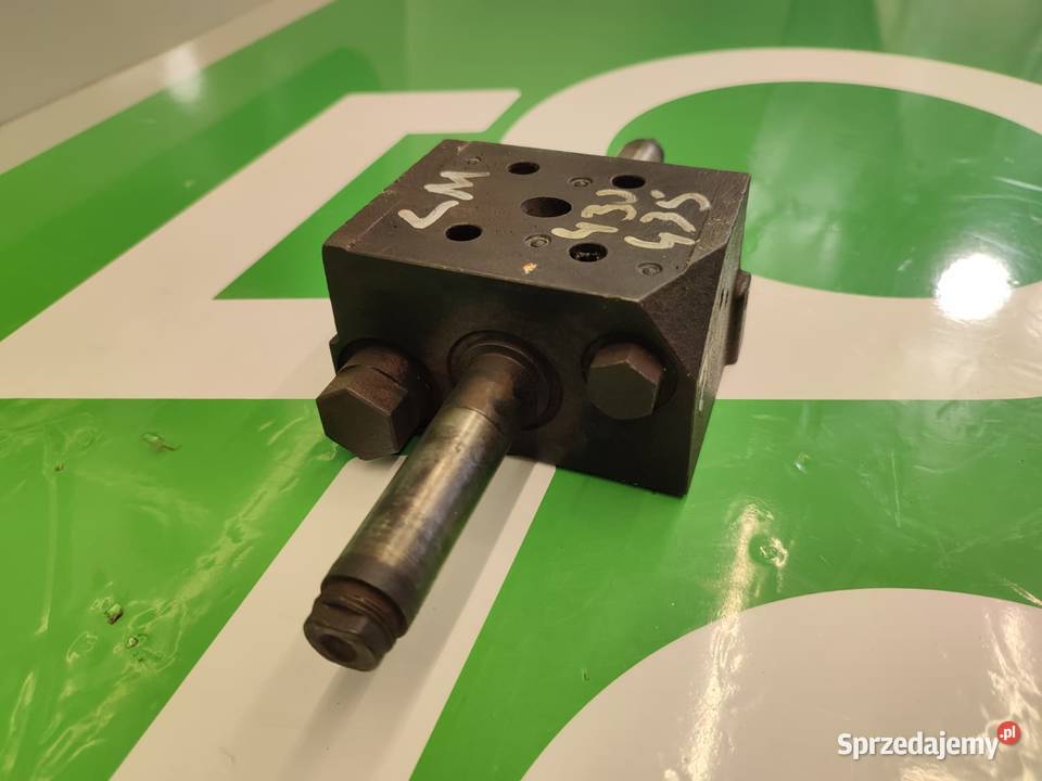 Zawór hydrauliczny rewers skrzyni Holland LM 435 Wilkowo