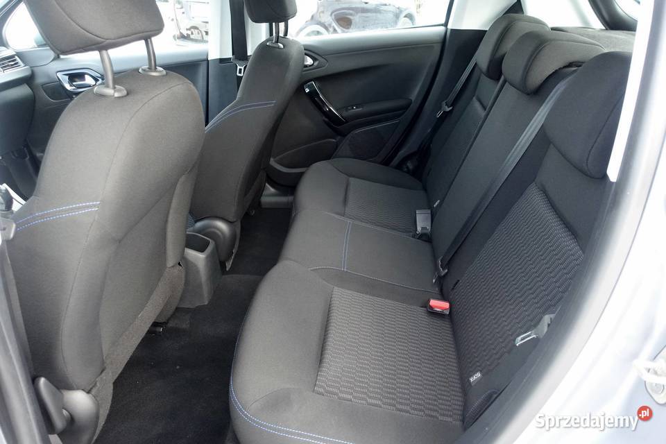 Peugeot 208 12 83 LIFT Niski przebieg Bez 1199cm3 Buczkowice