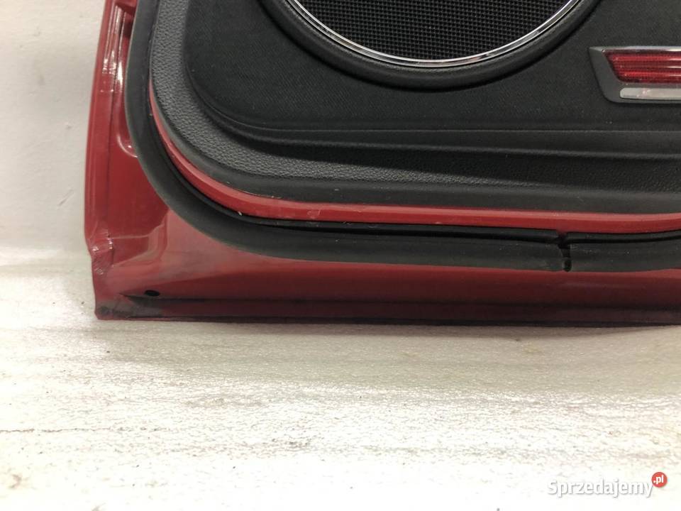 DRZWI KOMPLETNE PRAWY TYŁ MERCEDES W204 KOMBI Drzwi