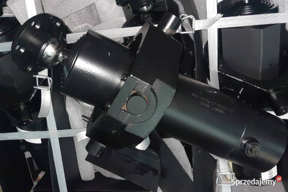 Siłownik wywrotu 552 skok 1500mm z gniazdem i kujawsko-pomorskie Brzozówka sprzedam
