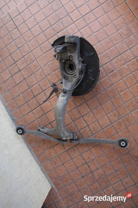 PIASTA ZWROTNICA WAHACZ PRAWY PRZÓD AUDI A4 B6