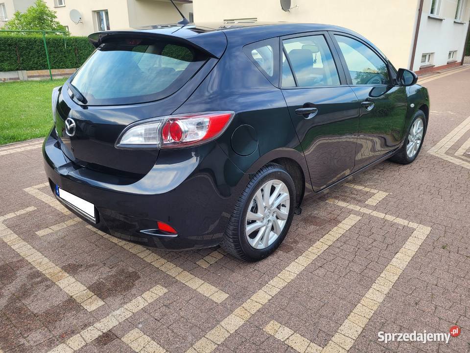 Mazdę 3 z 2013 roku 16 Diesel 115 nawigacja Poręba