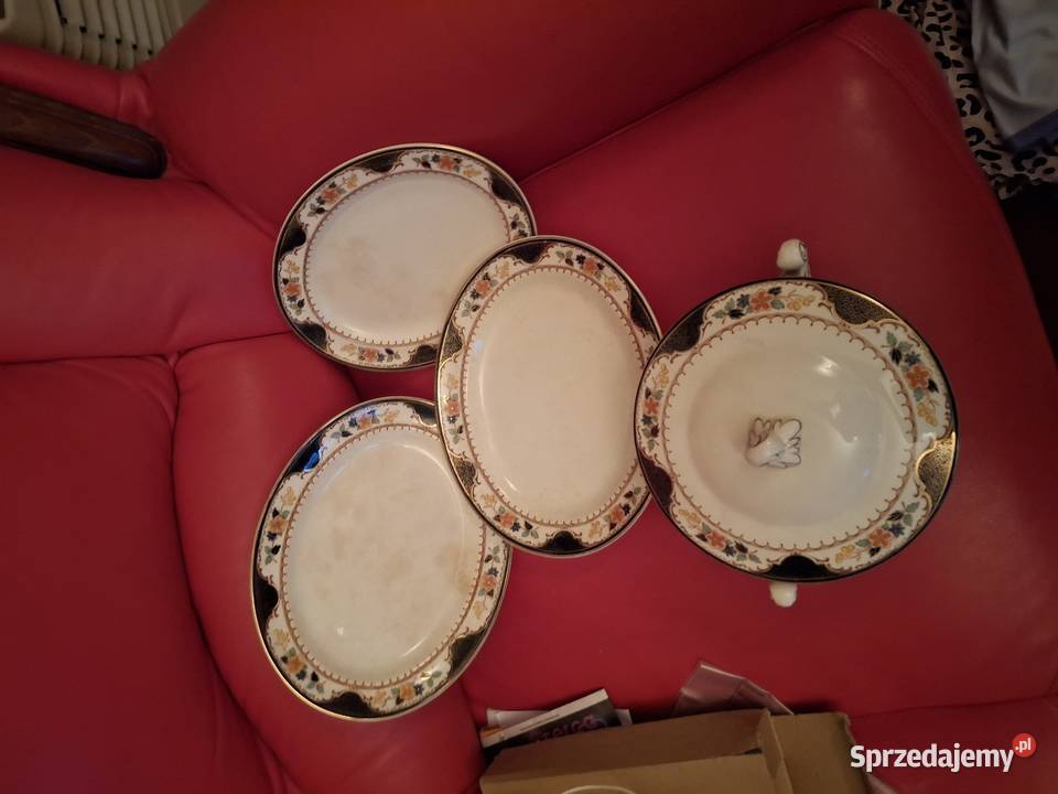 Serwis na środek waza i trzy półmiski Mińsk Mazowiecki