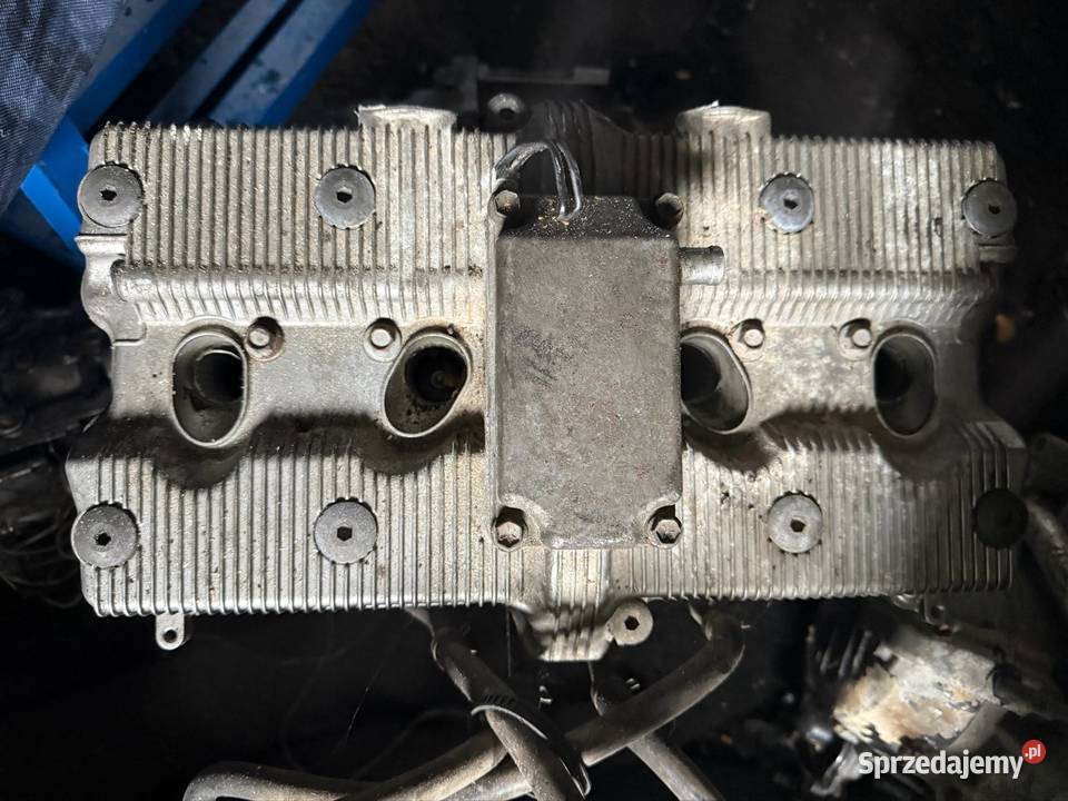 Pokrywa głowicy Suzuki Gsf 600 bandit Ostrów Wielkopolski