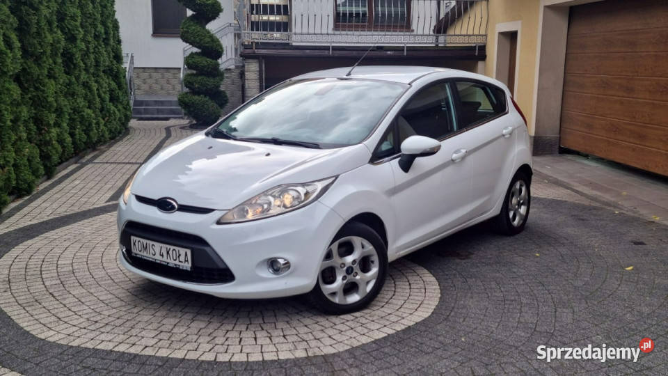 Ford Fiesta Serwis Climatronic SONY GWARANCJA światła przeciwmgielne Fiesta mazowieckie
