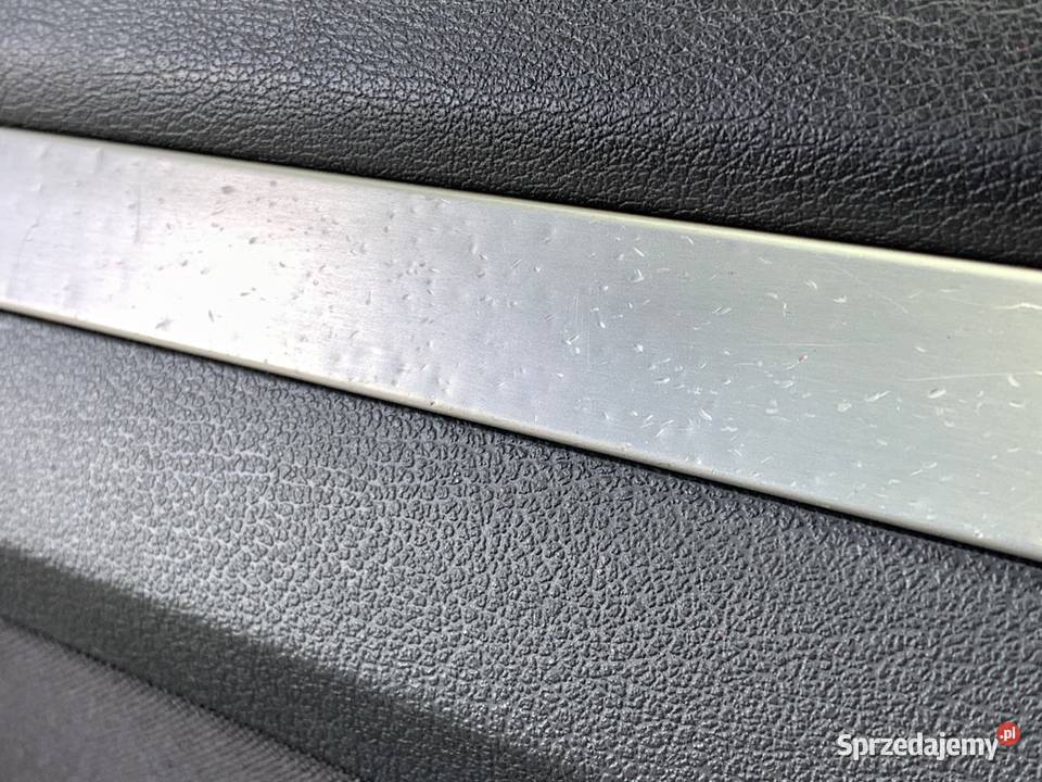 BOCZEK DRZWI LEWY PRZÓD VW TOURAN Minivan 0310