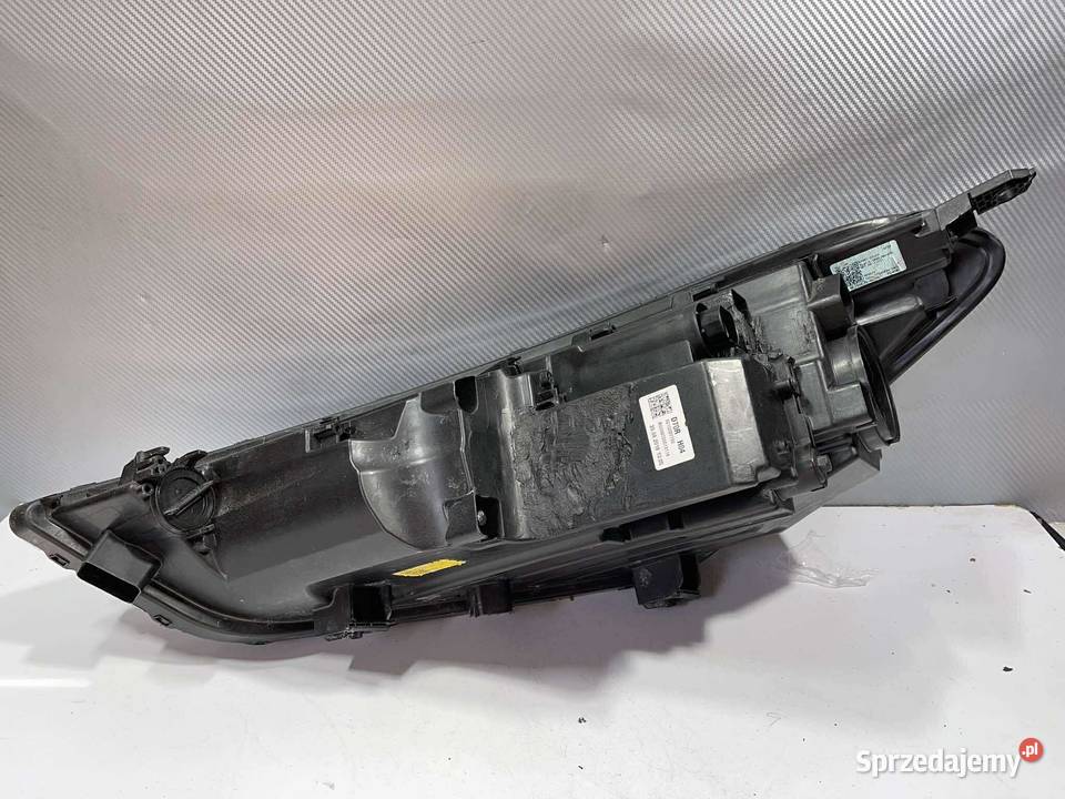 HYUNDAI TUCSON LIFT PRAWA LAMPA FULL LED Ostroróg sprzedam