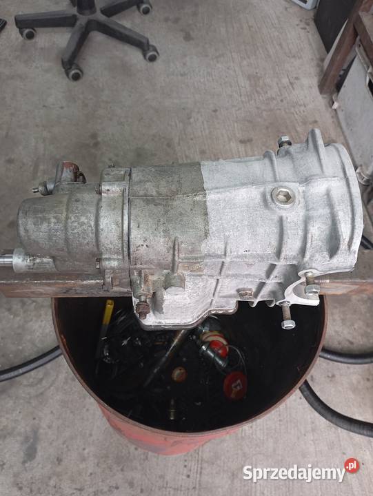 Laser pulsacyjny do czyszczenia Wielbark