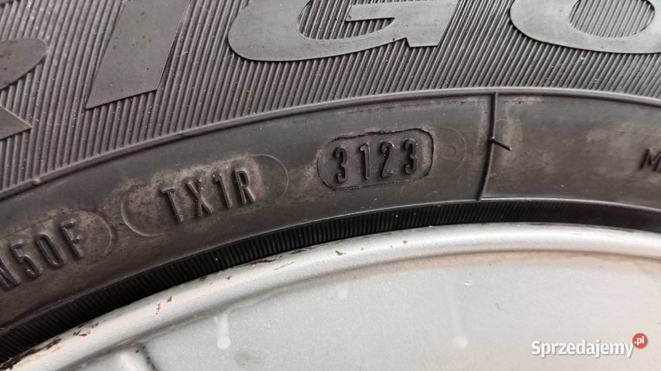 Koła zimowe z BMW 1 Opony 20555R16 Motoryzacja Opole