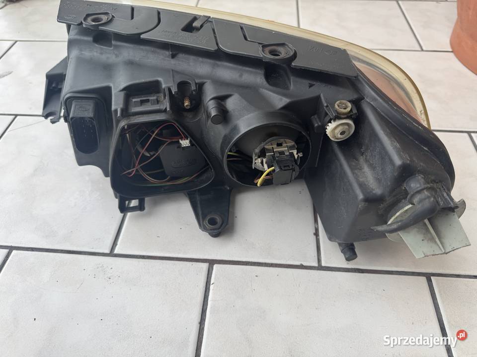 Lampa przód prawa vw passat B5 FL HELLA zachodniopomorskie Kołobrzeg