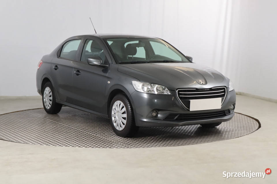 Peugeot 301 16 BlueHDi światła przeciwmgielne Zabrze