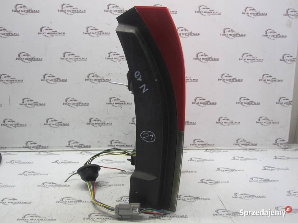 VOLVO XC90 I LIFT 10r lampa prawa tył 162642