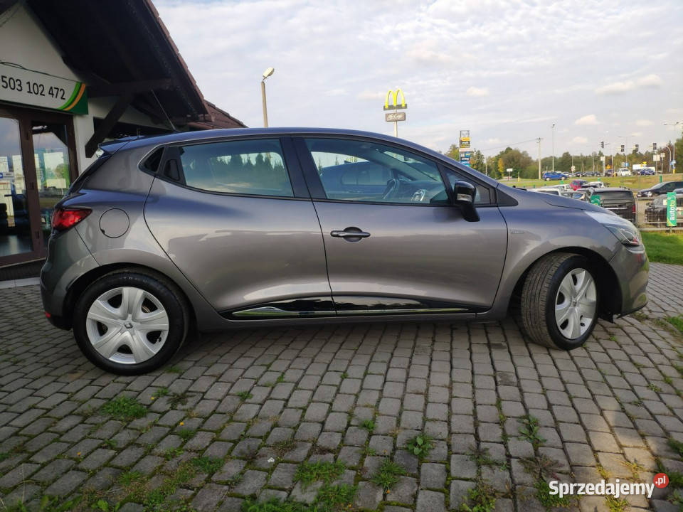 Renault Clio Bezwypadkowy pełny serwis w Aso 898cm3 Ustroń