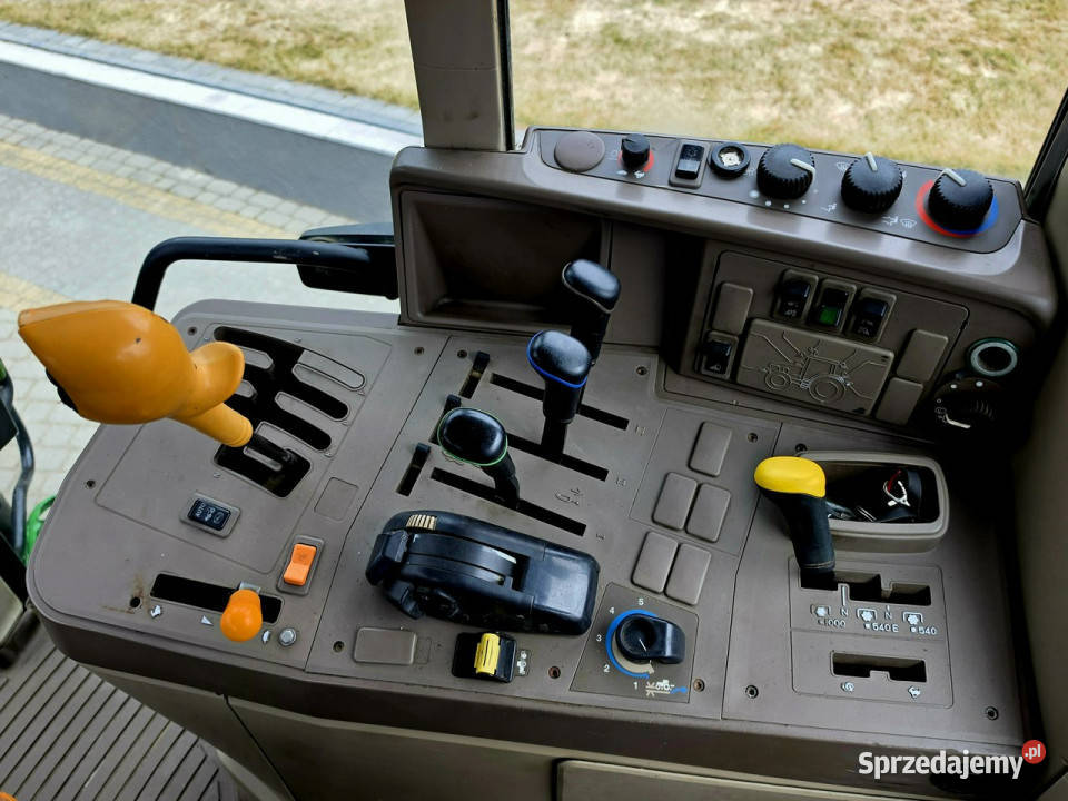 ciągniki John Deere 6150 M John Deere 6150 M