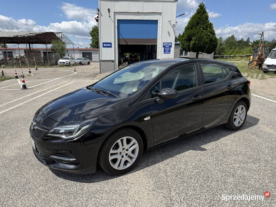 Opel Astra 12 BENZYNA Klimatyzacja Nawigacja garażowany Konin sprzedam