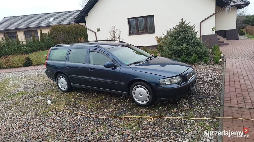 Części Volvo V70 z 2002 roku 24i 140 kod lakieru warmińsko-mazurskie Kętrzyn