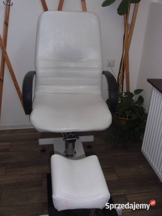 Fotel kosmetyczny do pedicure