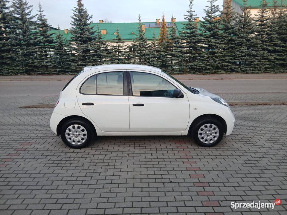 Nissan Micra 2009 biały Rok produkcji 2009 Ciechanowiec