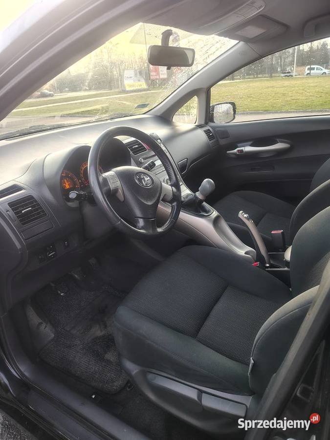 Toyota Auris nieuszkodzony Sieradz