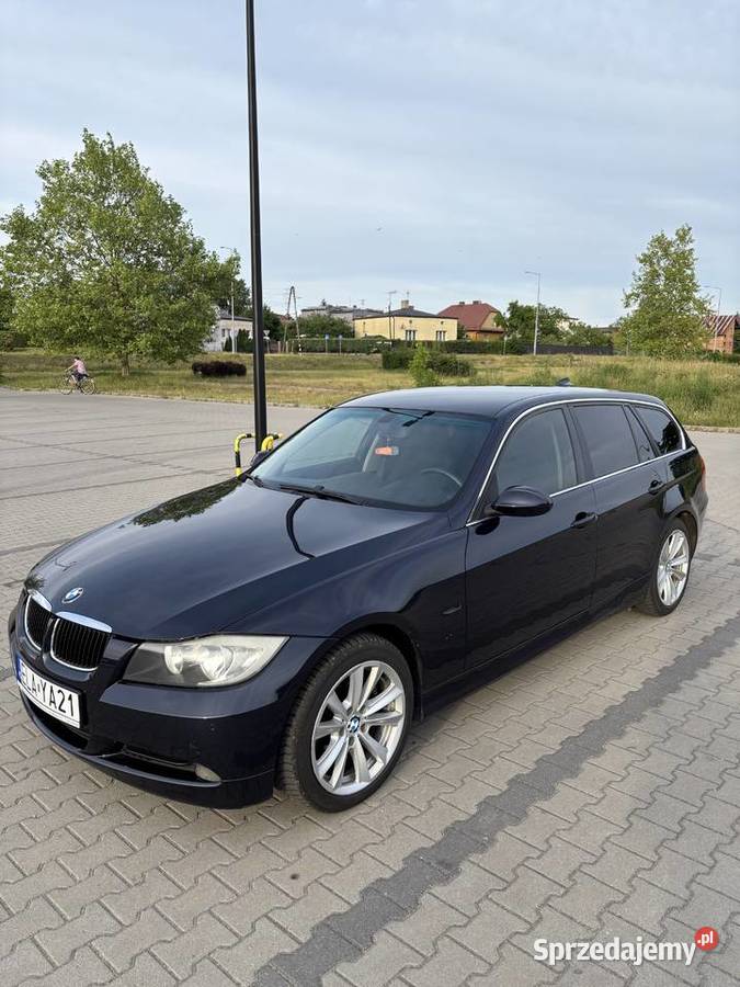 BMW Seria 3 E90E91E92E93 30 E91 325xi xdrive