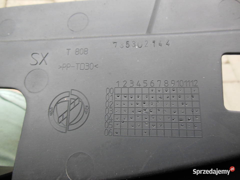 NAROŻNIK OSŁONA LAMPY LEWEJ TYŁ DOBLO MALIBU osobowe Kozy sprzedam