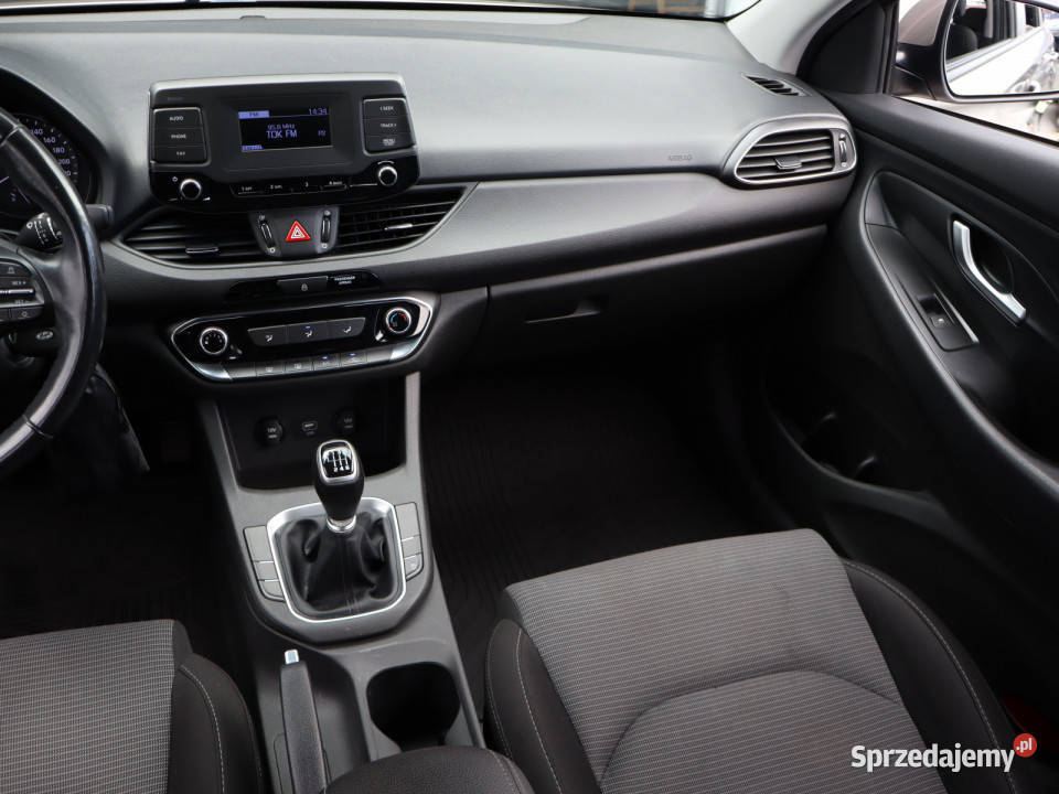 Hyundai i30 14 CVVT beżowy Bielany Wrocławskie