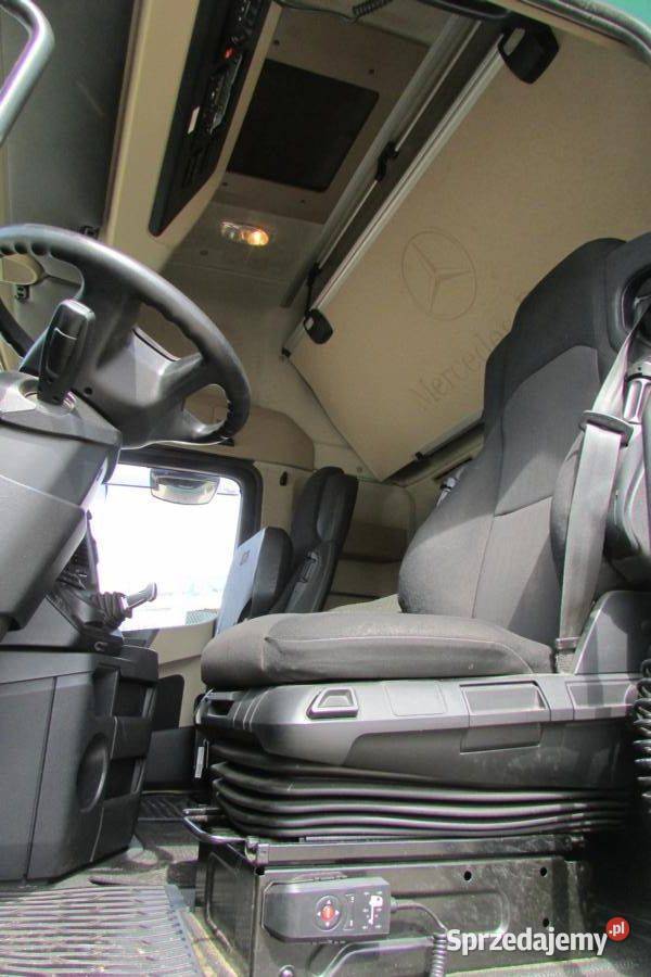 Ciagnik Mega lowdeck volume MercedesGIGA SPACE 65236km Warszawa