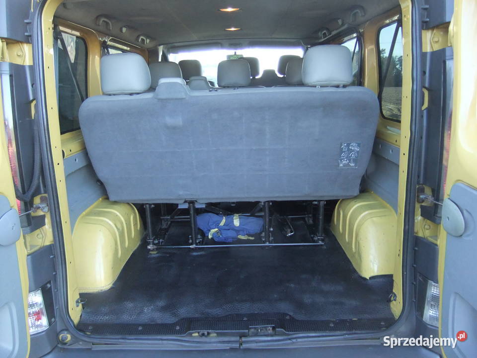 Opel Vivaro 19tdi 101 9 osobowe Rok produkcji 2002 Ostrzeszów