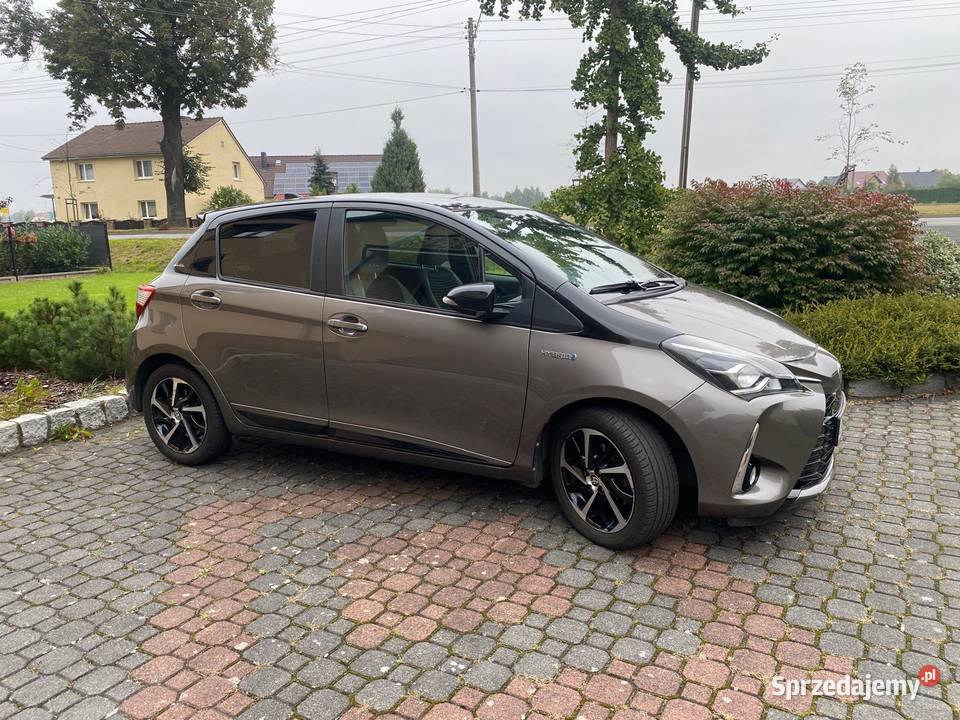 Toyota Yaris 15 benzyna HYBRYDA 116 2020r Opole