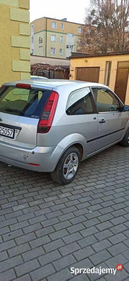 Ford Fiesta 2004 13 benzyna
