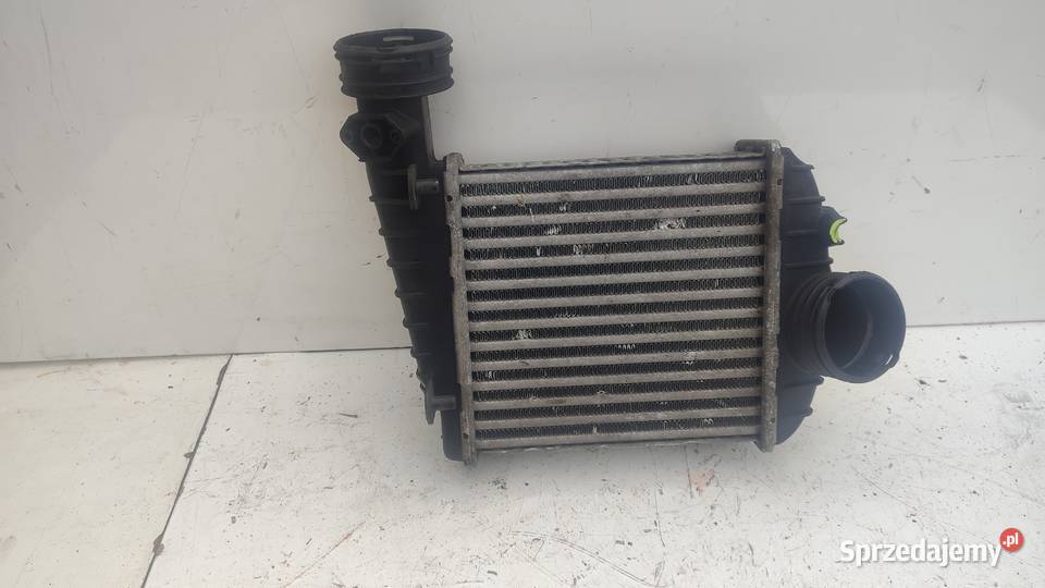28CHŁODNICA INTERCOOLER LEWA SUPERB I 25 TDI Układ chłodzenia świętokrzyskie sprzedam