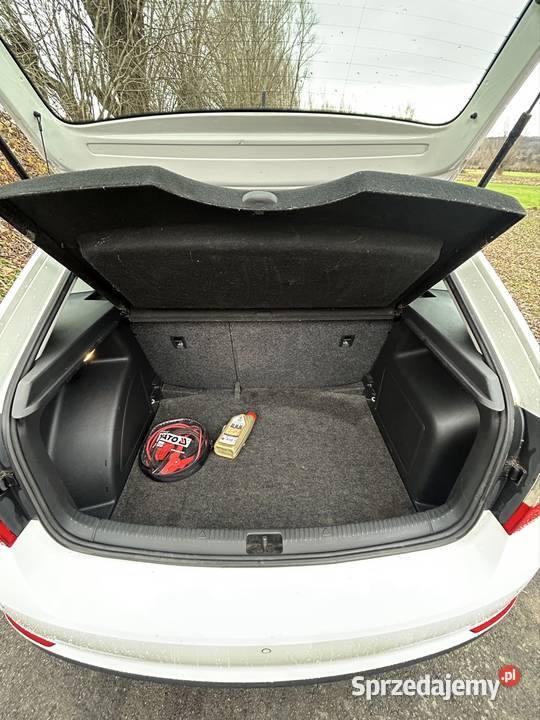 Skoda rapid nawigacja Rzeszów sprzedam