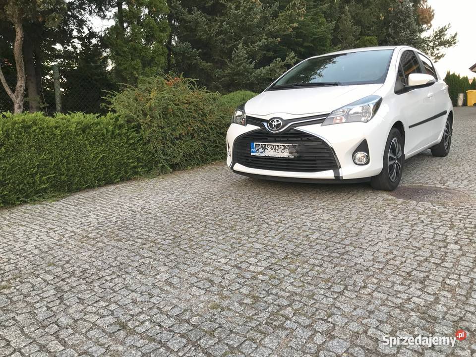 Toyota YARIS SPRINT 99 poj 1329 kamera cofania Konin