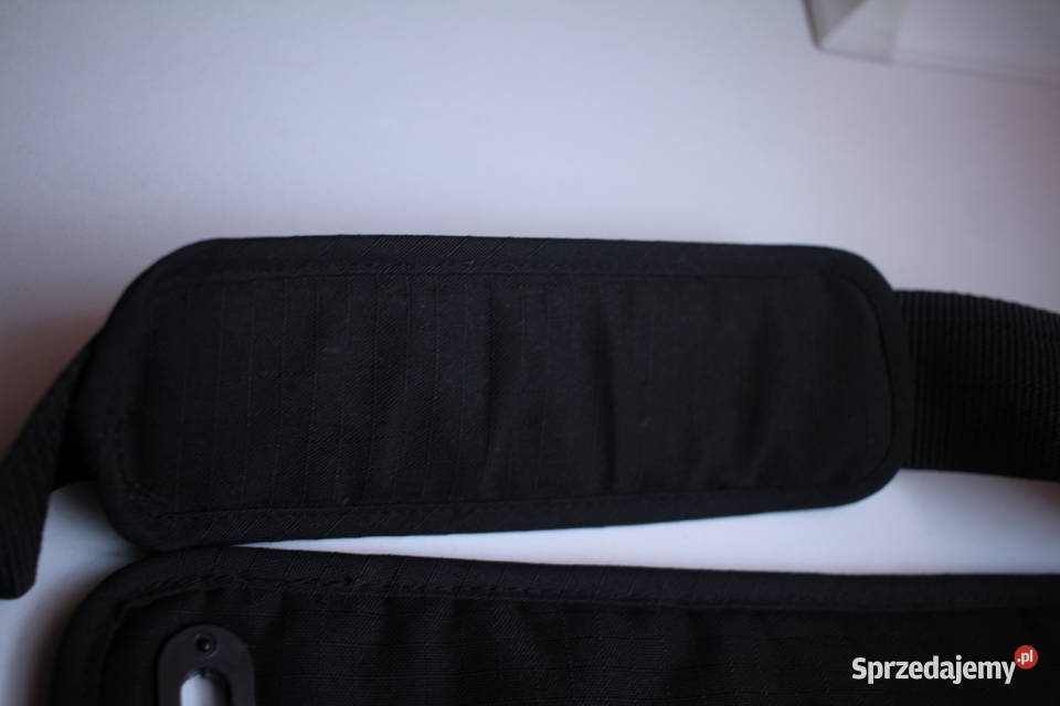 Czarna torba na ramię IKEA laptop pokrowiec Toruń