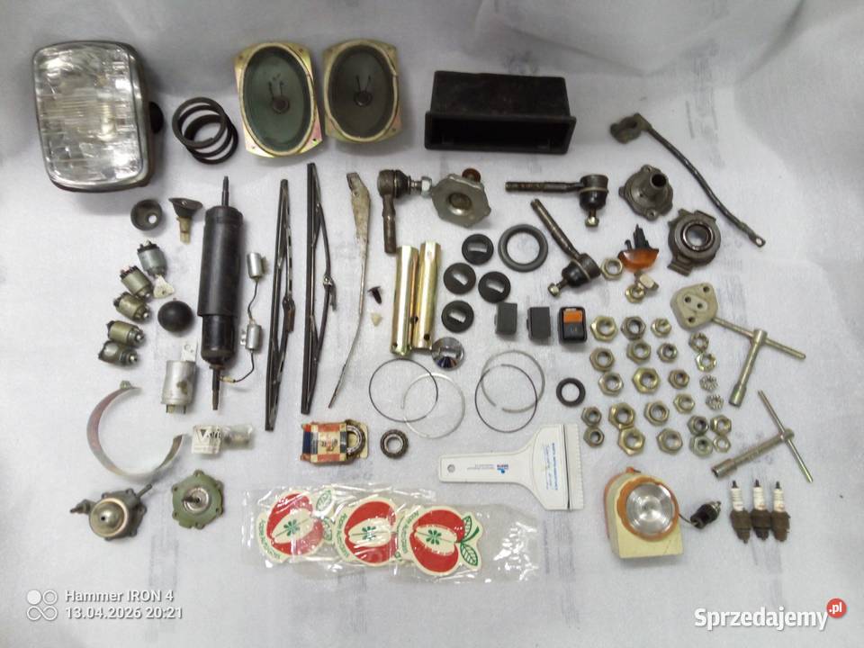 Fiat 126p Maluch FSM zestaw części auto PRL