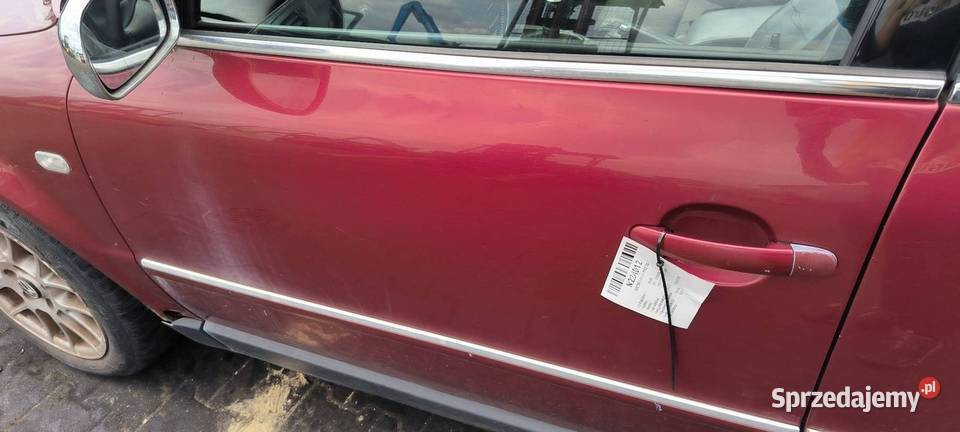 DRZWI LEWE PRZÓD VOLKSWAGEN PASSAT B5 LIFT osobowe Lipno