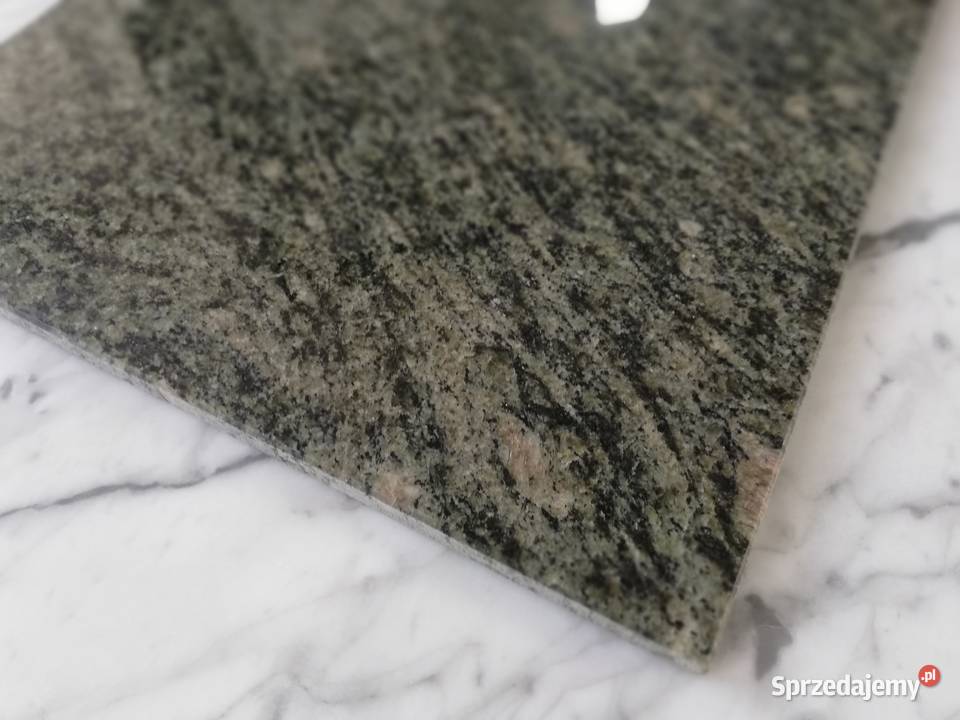 Płytki Granitowe VERDE MARITAKA 305x305x1 Poskwitów