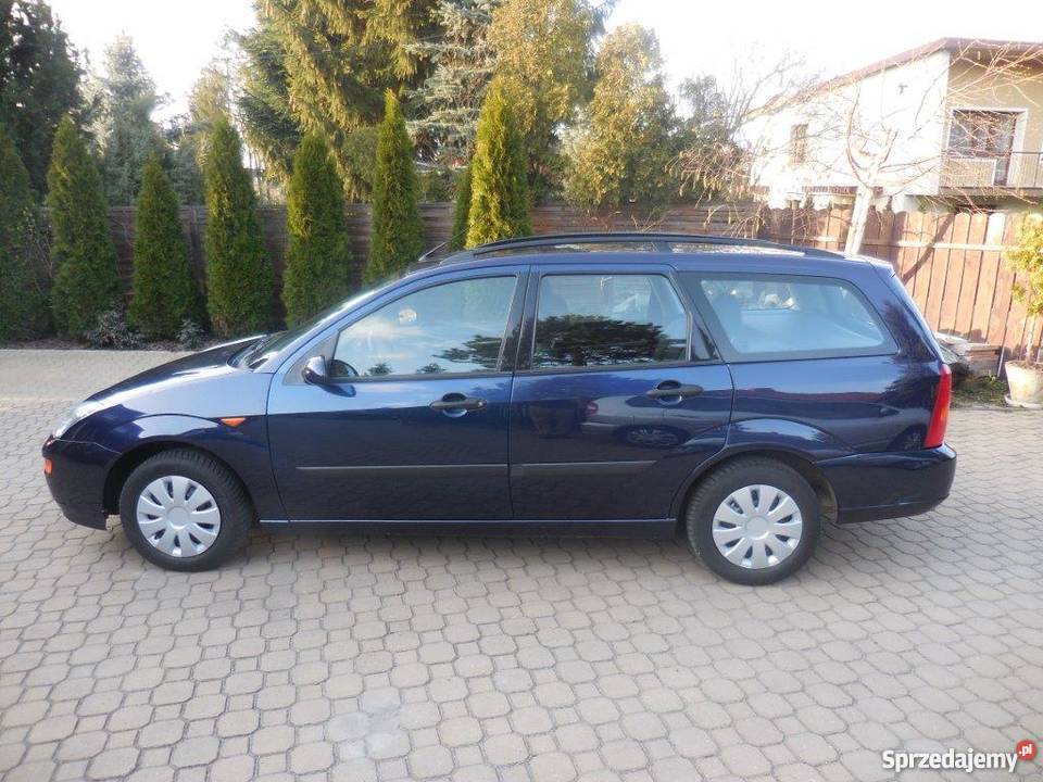 Ford Focus KOMBI 100 benz 16 BEZWYPADKOWY zero sprowadzony Ford Kraków