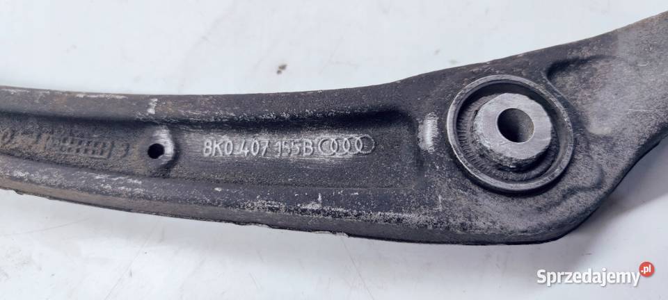 WAHACZ LEWY PRZÓD DOLNY AUDI A4 B8 A5 8K0407155B Przystajń