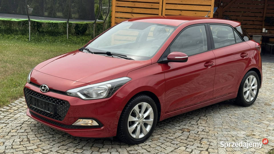 Hyundai i20 125 Benzyna 85 z Niemiec Nowe opony serwisowany w ASO dolnośląskie Strzegom