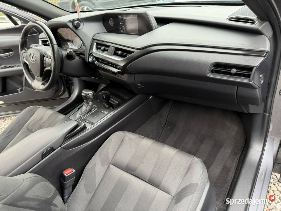 Lexus UX 250 Hybrid Ful LED Premium wielofunkcyjna kierownica Łodygowice