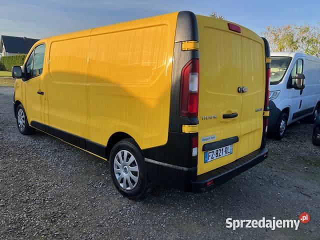 sprzedam samochód dostawczy renault trafic L2H1