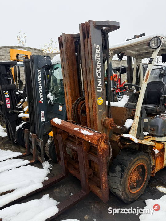 wózek widłowy NISSAN FG30 LPG Triplex przesuw Działoszyn