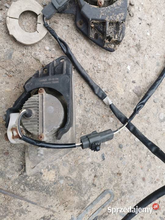 mazda 626 lift halogen prawy lewy przód 9902 sprzedam