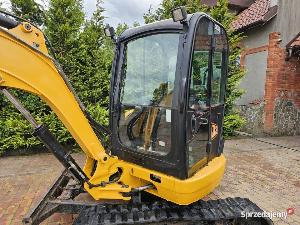 Minikoparka JCB 8025 ZTS z 2014 r Bojano