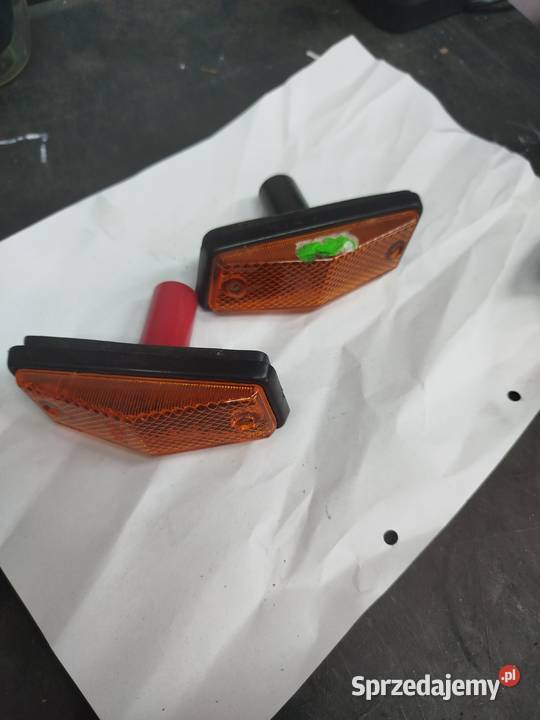 Kierunkowskazy boczne fiat 125p Pozostałe