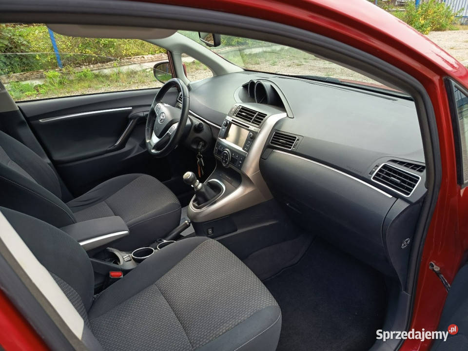Toyota Verso Bezwypadkowy ks serwisowa 147KM Janów Lubelski