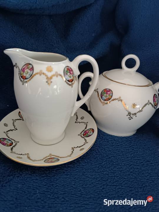 Porcelana Victoria mlecznik talerzyk cukiernica sprzedam