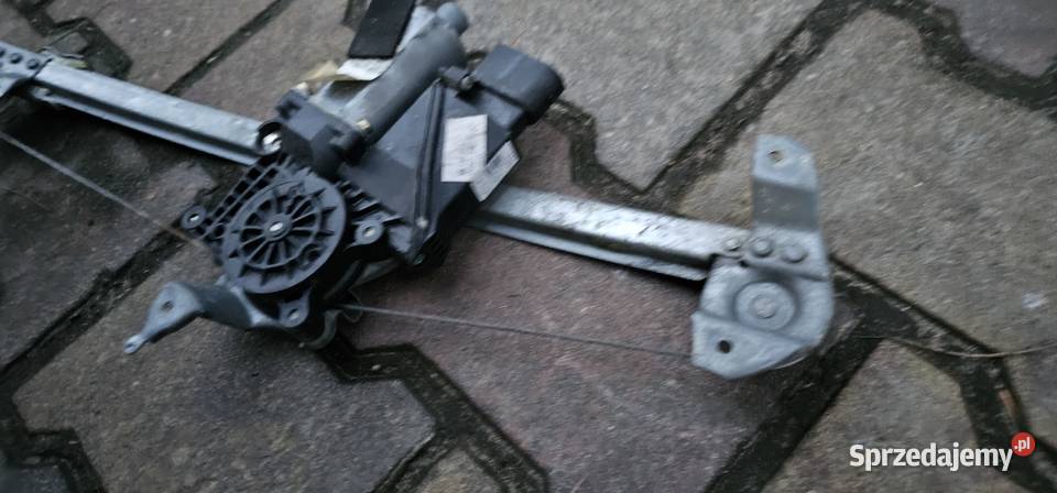 Podnośnik szyby prawy tył mercedes w202 Zbąszyń